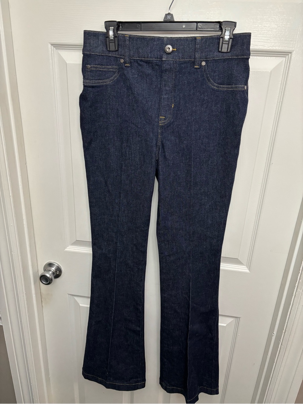NWT SPANX Dark Indigo Women’s Stretch Denim Slimming Figure-Flattering Jeans, M